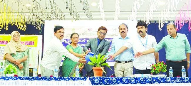 ಮಾನಸಿಕ ಒತ್ತಡ ನಿವಾರಿಸಲು ಸಾಮಾಜಿಕ ಸಂವಹನ ಬೆಳಿಸಿಕೊಳ್ಳಿ: ನ್ಯಾ.ರಾಜೇಶ್ ಎನ್‌.ಹೊಸಮನೆ ಸಲಹೆ 