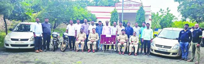  ಹೆಚ್ಚುವರಿ ಜಿಲ್ಲಾ ನ್ಯಾಯಾಧೀಶರ ಬಾಡಿಗೆ ಮನೆ ಕಳ್ಳತನ ಆರೋಪಿತರ ಬಂಧನ 