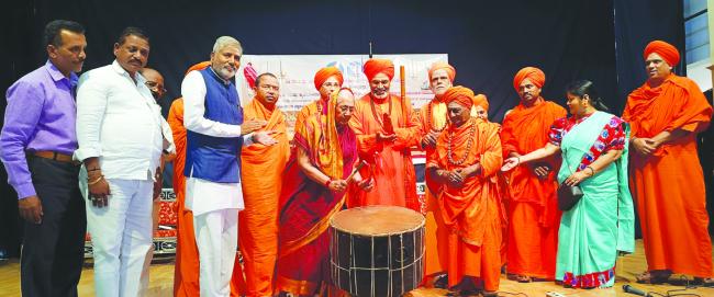 ಶ್ರೀ ಚನ್ನವೀರ ಮಹಾಶಿವಯೋಗಿ ನಾಟಕ ಪ್ರದರ್ಶನ