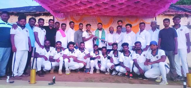  ಕ್ರಿಕೇಟ್ ಕ್ರೀಡಾಕೂಟದಿಂದ ಪ್ರತಿಭೆಗಳು ಹೊರ ಹೊಮ್ಮಲು ಸಾಧ್ಯ : ಜಗದೀಶ 