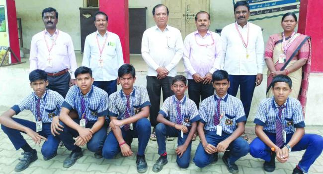 ಕ್ರಿಕೆಟ್  ಪಂದ್ಯಾವಳಿ:  ಏಳು ವಿದ್ಯಾರ್ಥಿಗಳು ಜಿಲ್ಲಾ ಮಟ್ಟಕ್ಕೆ ಆಯ್ಕೆ 