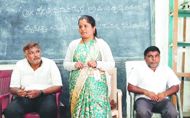 ಸೌಲಭ್ಯಗಳ ಸದ್ಭಳಕೆಯೊಂದಿಗೆ ಪ್ರಗತಿ ಹೊಂದಿ : ರೇಖಾ  