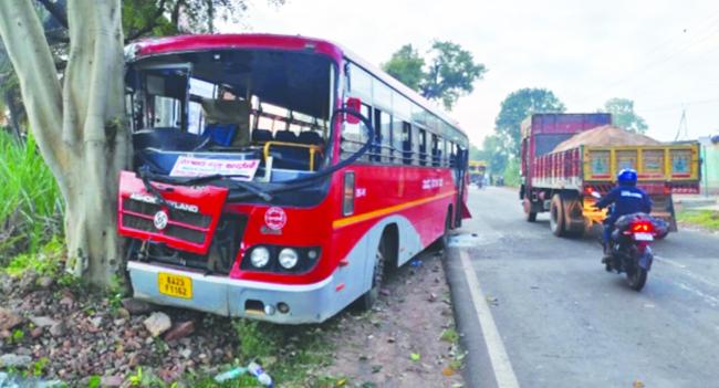 ಸಾರಿಗೆ ಬಸ್‌ಗೆ ಟಿಪ್ಪರ್ ಡಿಕ್ಕಿ: ಪ್ರಯಾಣಿಕರಿಗೆ ಗಂಭೀರ ಗಾಯ 