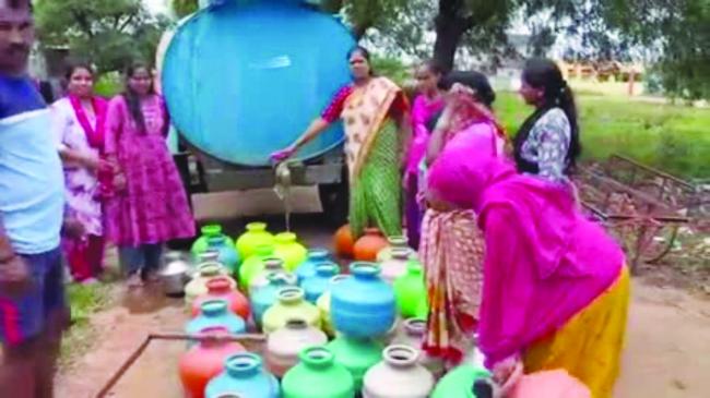 ಅವಳಿ ನಗರದ ನಾಗರಿಕರಿಗೆ ಅಗತ್ಯ ಮೂಲಭೂತ ಸೌಕರ್ಯ ಒದಗಿಸುವಲ್ಲಿ ನಗರಸಭೆಯು ಸಂಪೂರ್ಣ ವಿಫಲ