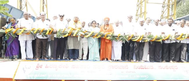 ಸಕ್ಕರೆ ಕಾರ್ಖಾನೆಗಳ ಯಶಸ್ಸಿಗೆ ರೈತರು, ಕಾರ್ಮಿಕರ ಸಹಕಾರ ಅಗತ್ಯ : ಶಾಸಕಿ ಶಶಿಕಲಾ ಜೊಲ್ಲೆ