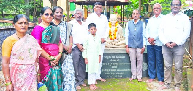 ರಾಣಿಚನ್ನಮ್ಮ ಪರಿಸರ ಸೇವಾ ಸಮಿತಿಯ, ಬಸವ ಪರಿಸರ ಸಂರಕ್ಷಣಾ ಸಮಿತಿಯ ವತಿಯಿಂದ ಆಯೋಜಿಸಿದ್ದ ಕಾರ್ಯಕ್ರಮ