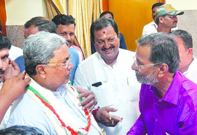 ಬಾಗಲಕೋಟ-ಕುಡಚಿ ರೇಲ್ವೆ ಮಾರ್ಗ ಪೂರ್ಣಗೊಳಿಸಲು ಮನವಿ 