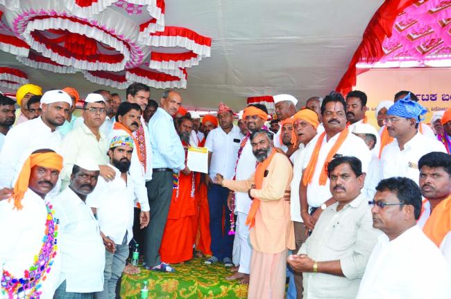 ಒಳಮೀಸಲಾತಿ ವರ್ಗೀಕರಣ ವಿರೋಧಿಸಿ ಬಂಜಾರ ಸಮಾಜದಿಂದ ಬೃಹತ್ ಪ್ರತಿಭಟನೆ