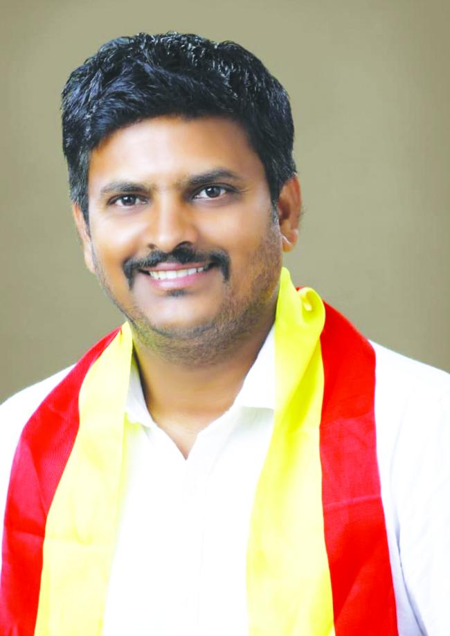  ಕರ್ನಾಟಕ ರಾಜ್ಯೋತ್ಸವ ಸಭ್ರ್ರಮದಿಂದ ಆಚರಿಸಬೇಕು: ದೀಪಕ್ ಬುರ್ಲಿ