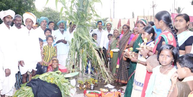 ಬೆಟಗೇರಿಯಲ್ಲಿ ವಿಭಿನ್ನ ವೈಭವದ ದೀಪಾವಳಿ ಹಬ್ಬ ಆಚರಣೆ 