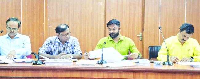 ಲೋಕದರ್ಶನ ವರದಿಸಮರ​‍್ಕ ದಾಖಲೆಗಳೊಂದಿಗೆ ಕುಡಿಯುವ ನೀರು ಕಾಮಗಾರಿಗಳ ಕ್ರಿಯಾ ಯೋಜನೆ ರೂಪಿಸಿ: ಡಾ.ದೀಲೀಷ್ ಶಶಿ 