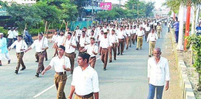  ಆರ್‌ಎಸ್‌ಎಸ್ ಶತಾಬ್ದಿ ಉತ್ಸವ: ಆಕರ್ಷಕ ಪಥ ಸಂಚಲನ  