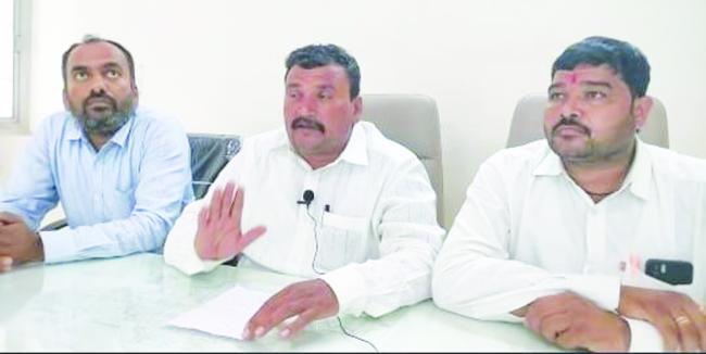 ರಮೇಶ ಜಾರಕಿಹೊಳಿಯವರ ವಯಸ್ಸು, ಸ್ಥಾನಮಾನ ಗಮನಿಸಿ ಟೀಕೆ ಮಾಡಿ: ಬಾಗೆನ್ನವರ  