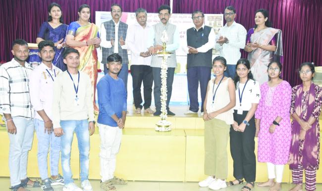 ಇತಿಹಾಸ ತಿಳಿದುಕೊಳ್ಳಲು ಶಾಸನಗಳು ಪ್ರಧಾನ ಆಧಾರ 