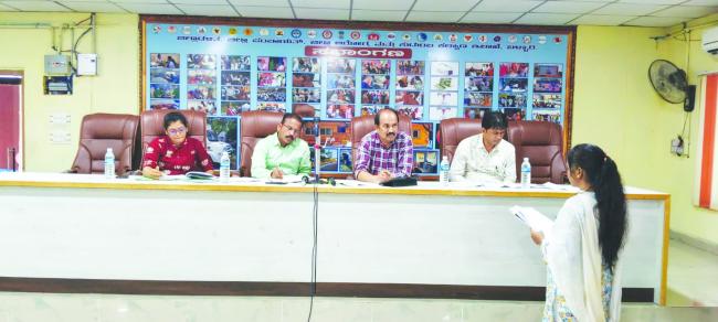 ವೈದ್ಯಾಧಿಕಾರಿಗಳು ಸಕಾಲದಲ್ಲಿ ಸೇವೆ ಒದಗಿಸಿ ತಾಯಿ ಮರಣ ತಡೆಗಟ್ಟಿ: ಡಿಹೆಚ್‌ಓ ಡಾ.ಯಲ್ಲಾ ರಮೇಶ್ ಬಾಬು 