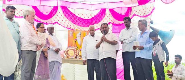 ವಾಲ್ಮೀಕಿ ಆಚಾರ ವಿಚಾರ ಈಗಿನ ಪೀಳಿಗೆಗೆ ತಿಳಿಸಬೇಕು: ರಮೇಶ್ ಸಿಂದಗಿ 