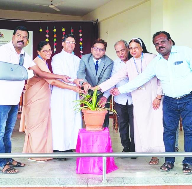 ವಿಶ್ವ ಆರೈಕೆದಾರರ ದಿನಾಚರಣೆ ಕಾರ್ಯಕ್ರಮದಲ್ಲಿ ನ್ಯಾ.ರಾಜೇಶ್ ಹೊಸಮನೆ ಹೇಳಿಕೆ 