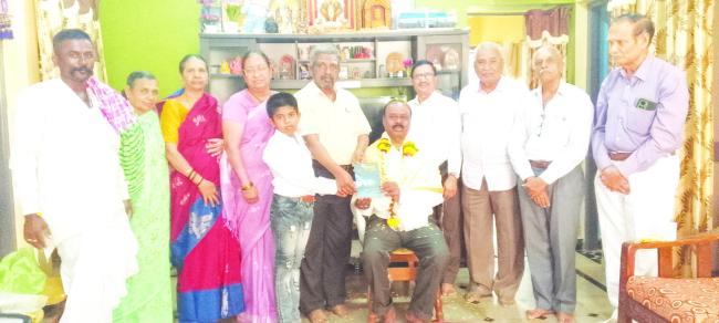 ನಿವೃತ್ತಿಯಾದ   ಬಸಯ್ಯ ಸಿ. ಗಣಾಚಾರಿ ಅವರಿಗೆ ಸನ್ಮಾನ ಕಾರ್ಯಕ್ರಮ 