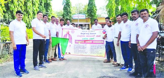 ‘ಏಕತಾ ನಡಿಗೆ’ಯಲ್ಲಿ ಮೊಳಗಿದ ದೇಶಭಕ್ತಿ 