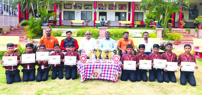 ಈಜು ಸ್ಪರ್ಧೆ ರಾಜ್ಯ ಮಟ್ಟಕ್ಕೆ ಆಯ್ಕೆ 