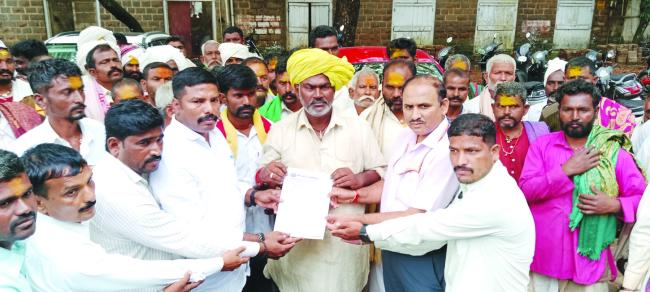 ಸಂಚಾರಿ ಕುರಿಗಾರರ 7 ಕುರಿ ಕಳುವು: ಆರೋಪಿಗಳಿಗೆ ಕಠಿಣ ಶಿಕ್ಷೆ ವಿಧಿಸಬೇಕೇಂದು ಮನವಿ 