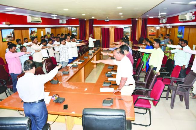  ರಾಷ್ಟ್ರೀಯ ಏಕತಾ ದಿವಸ : ಪ್ರತಿಜ್ಞಾ ವಿಧಿ ಸ್ವೀಕಾರ 