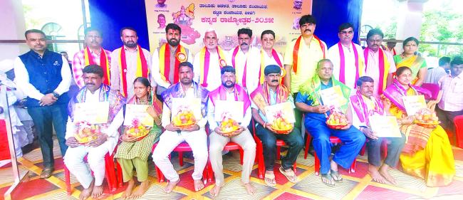  ಕನ್ನಡ ಭಾಷೆಗೆ ಮೊದಲ ಅದ್ಯತೆ ನೀಡಿ: ಜೆ.ಟಿ.ಪಾಟೀಲ 