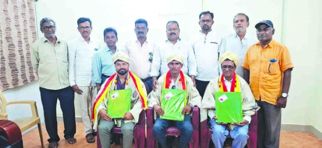  ಸಮಾಜದ ಅಂಕುಡೊಂಕು ತಿದ್ದುವ ಕಂಪ್ಲಿ ಪತ್ರಕರ್ತರಿಗೆ ನಿವೇಶನ ಕಲ್ಪಿಸಿ : ಪಿ.ವಿರೇಶ 