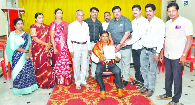 ಜಿಲ್ಲಾ ನೂತನ ಕಾರ್ಯಾಧ್ಯಕ್ಷರಾಗಿ ಬೀರಪ್ಪ ಅಂಡಗಿ ನೇಮಕ 