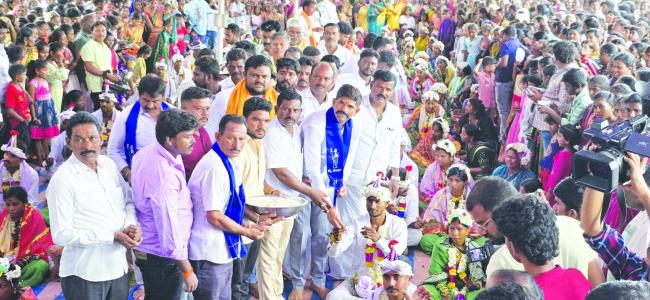 28 ಜೋಡಿ ಉಚಿತ ಸಾಮೂಹಿಕ ವಿವಾಹ  