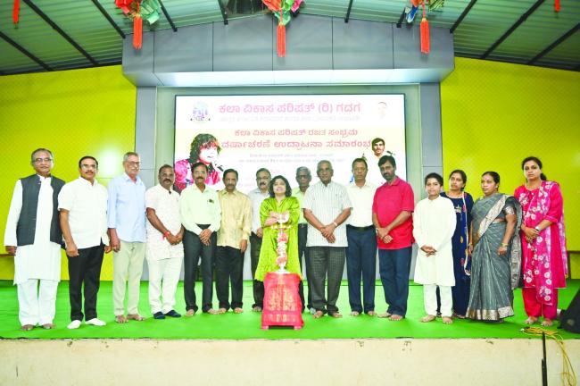 ಗದಗ ಸಂಗೀತ ದಿಗ್ಗಜರ ಜನ್ಮ ಮತ್ತು ಕರ್ಮ ಭೂಮಿ-ರಿಂಪಾ ಸಿವ 