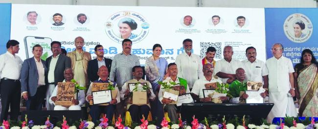 ಅಕ್ಕಿ ಯವರಿಗೆ “ಇಂದಿರಾ ಪ್ರಿಯದರ್ಶಿನಿ ಪರಿಸರ ಪ್ರಶಸ್ತಿ” 