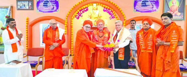 ಬೆಳಗಾವಿಯಲ್ಲಿ ಸಂಸ್ಕೃತಿ ಉಳಿಯಲು-ಬೆಳೆಯಲು ಮಠಗಳ ಪಾತ್ರ ಅನನ್ಯ: ಜಗದೀಶ ಶೆಟ್ಟರ 