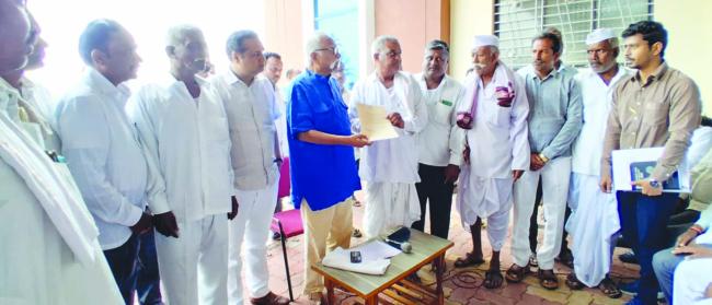 ಕಾಮಗಾರಿಗಳು ಪೂರ್ಣಗೊಂಡ ಬಳಿಕ ಗುತ್ತಿಗೆದಾರರ ಬಿಲ್ ಪಾವತಿಸಿ: ಪ್ರಕಾಶ ಹುಕ್ಕೇರಿ 