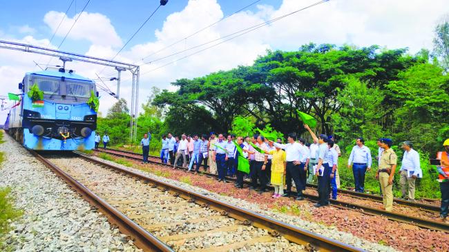 ನೈರುತ್ಯ ರೈಲ್ವೆಯ ಪ್ರಧಾನ ನಿರ್ವಾಹಕರಿಂದ ರಾಣೆಬೆನ್ನೂರು ರೈಲು ನಿಲ್ದಾಣದ ಪರೀಶೀಲನೆ  
