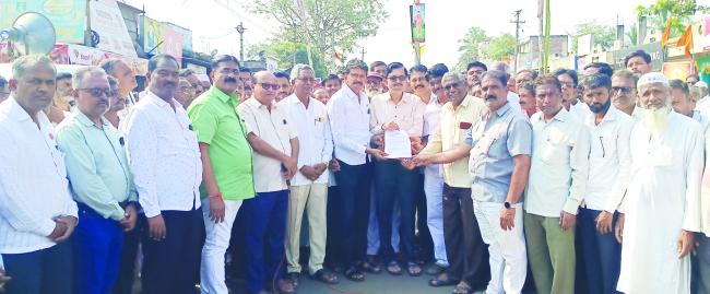 ತಾಲೂಕಿನಾದ್ಯಂತ ತೀವ್ರಗೊಂಡ ರೈತರ ಹೋರಾಟ