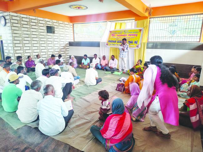 ಅನುಷ್ಠಾನ ಕೆಲಸದ ಯೋಜನೆ ಕಾಮಗಾರಿ ಪರೀಶೀಲಿಸಿದ ಚಿದಾನಂದ 