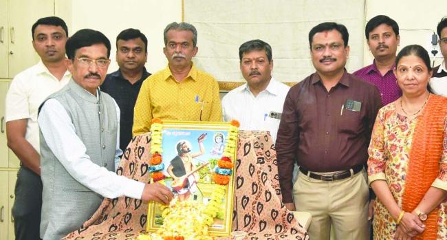 ಕೀರ್ತನೆಗಳ ಮೂಲಕ ಸಮಾಜ ಸುಧಾರಣೆಗೆ ಹೋರಾಡಿದವರು ಕನಕದಾಸರು: ಡಾ. ಅಜಿತ ಪ್ರಸಾದ 