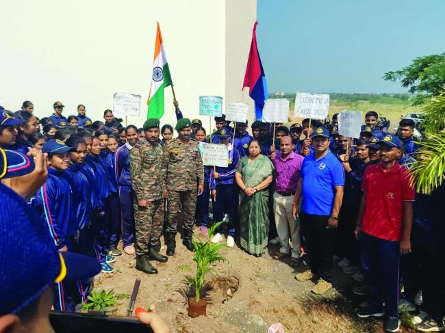 ವಂದೇ ಮಾತರಂ ಗೀತೆಯ 150ನೇ ವರ್ಷದ ಸಂಭ್ರಮ ಆಚರಿಸಿದ ಬಿ.ಎಲ್‌.ಡಿ.ಇ ಸಂಸ್ಥೆ  