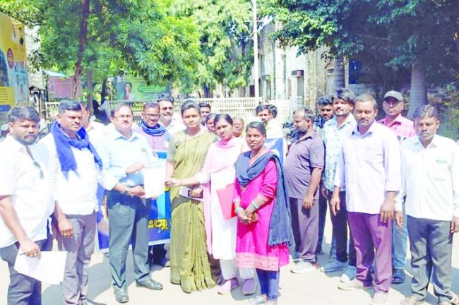 ಧರ್ಮದ ಆಧಾರದ ಮೇಲೆ ವಿಭಜನೆ ಖಂಡಿಸಿ ಪ್ರತಿಭಟನೆ 