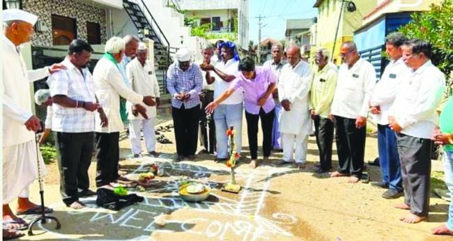 ಹತ್ತಿ ಖರೀದಿ ಕೇಂದ್ರ ಚಾಲನೆ  