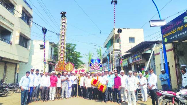 ನಿಜಗುಣ ಶಿವಯೋಗಿಗಳು ಮನುಕುಲದ ಮಹಾದಾರ್ಶಣಿಕ: ಶಿವಶಂಕರ ಸ್ವಾಮೀಜಿ 