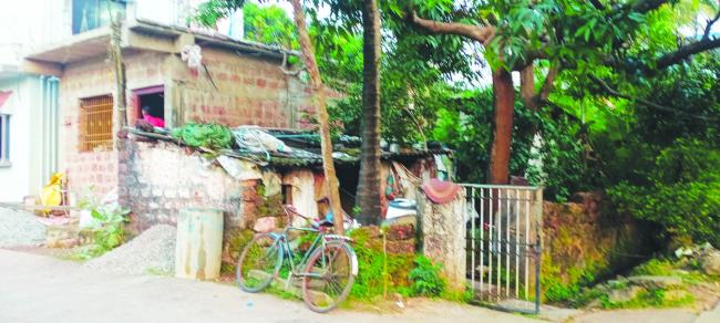 ಉತ್ತರ ಕನ್ನಡ ಜಿಲ್ಲೆಯಲ್ಲಿ ಕುಂಟುತ್ತಾ ಸಾಗಿರುವ ವಸತಿ ಯೋಜನೆಗಳು , ಅನುದಾನವೇ ಇಲ್ಲ: ನಾಗರಾಜ್ ಹರಪನಹಳ್ಳಿ 