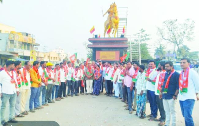 ಬಾಜಫ ಮುಖಂಡರಿಂದ ವಿಜಯೋತ್ಸವ