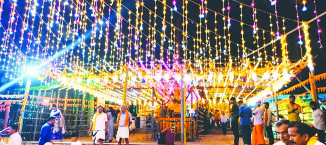 ಸಂಭ್ರಮದಿಂದ ನಡೆದ ನಾಮಧಾರಿ ಸಂಘದ ಕಾರ್ತಿಕ ದೀಪೋತ್ಸವ 