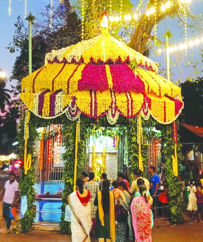 ಮಾರುತಿ ದೇವರಿಗೆ ಕಾರ್ತಿಕ ದೀಪೋತ್ಸವ 