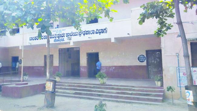  23ರಂದು ಕೊಪ್ಪಳದಲ್ಲಿ ಗುರುವಂದನಾ ಹಾಗೂ ಸ್ನೇಹಿತರ ಸಮ್ಮಿಲನ ಕಾರ್ಯಕ್ರಮ 