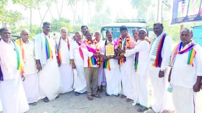 ಸೋಮಲಾಪುರಕ್ಕೆ ಒಲಿದು ಬಂದ ಜಿಲ್ಲಾ ಮಟ್ಟದ ಉತ್ತಮ ಸಹಕಾರ ಸಂಘ ಪ್ರಶಸ್ತಿ 