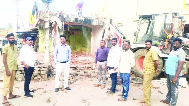 ಇಂದು ಪುರಸಭೆ ಮುಖ್ಯ ಅಧಿಕಾರಿ ಅವರ ಸಮ್ಮುಖದಲ್ಲಿ ತೆರವು