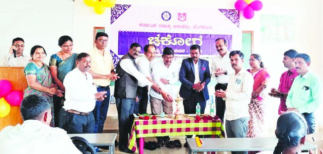 ಕುವೆಂಪು ಸಾಹಿತ್ಯದಲ್ಲಿ ಸಂವಿಧಾನದ ಆಶಯ ಒಳಗೊಂಡಿದೆ- -ಡಾ.ಹೊನ್ನಪ್ಪ ಹೊನ್ನಪ್ಪನವರ 